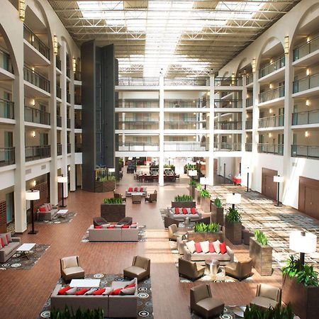 Embassy Suites By Hilton Detroit - Livonia/Novi Экстерьер фото