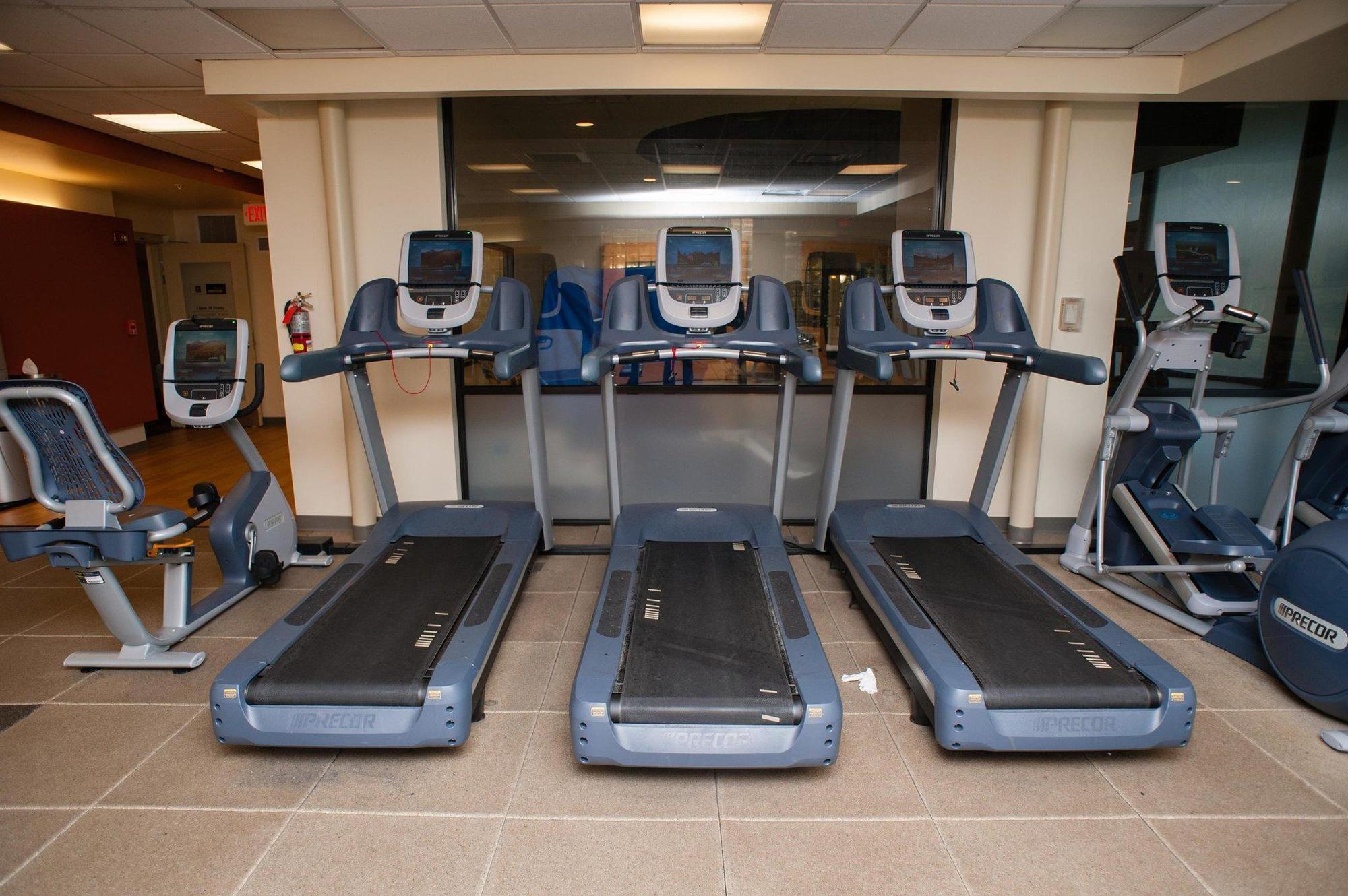 Embassy Suites By Hilton Detroit - Livonia/Novi Экстерьер фото