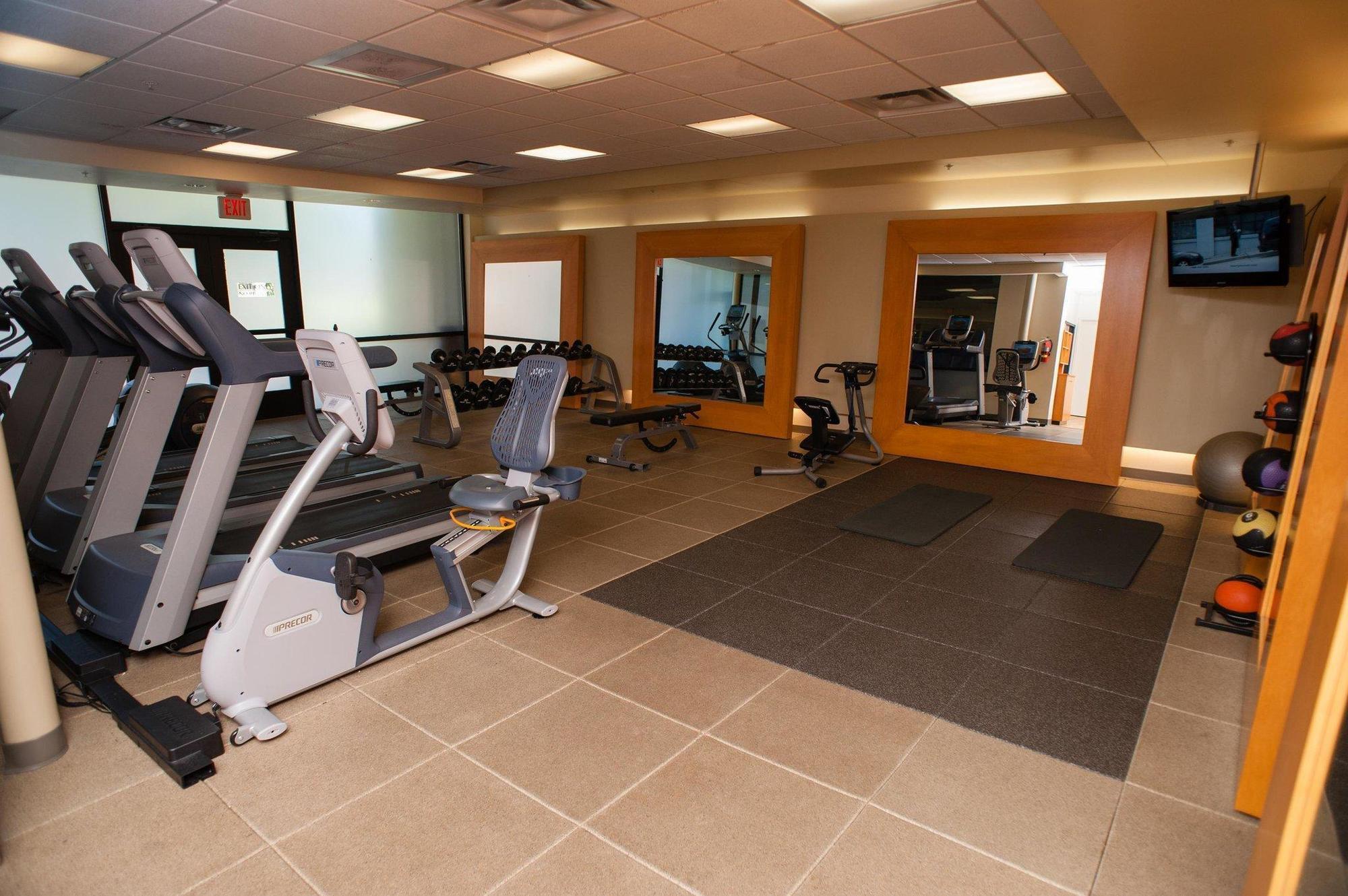 Embassy Suites By Hilton Detroit - Livonia/Novi Экстерьер фото